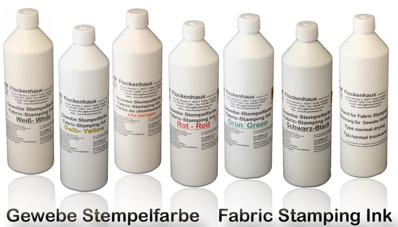 Flaschen mit Stempelfarbe für Textilien
